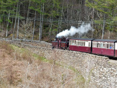 
'Merddin Emrys' on the way down, Ffestiniog Railway, April 2013